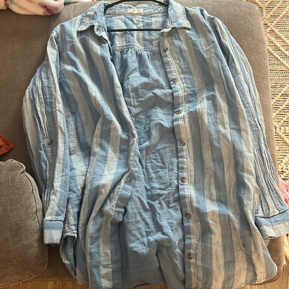 beach button down